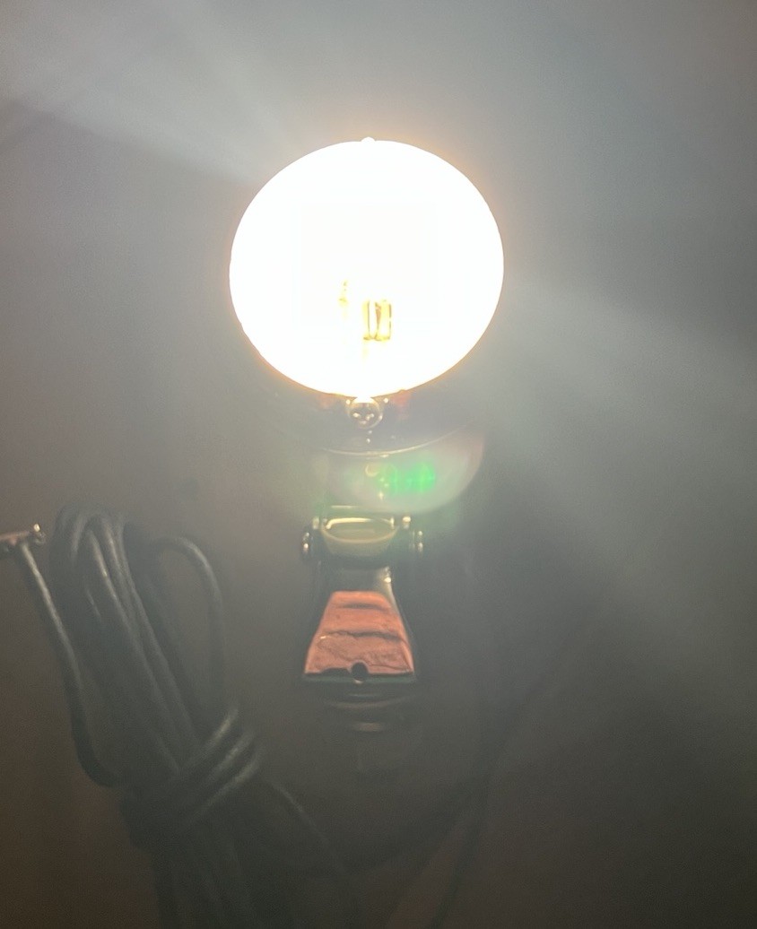 1940s 1950s NOS VINTAGE US PIONEER MODEL 400 BACKUP LIGHT GLASS LENS FORD CHEVY