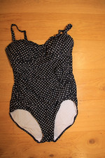 BADEANZUG SCHWIMMANZUG GRÖSSE 44 SCHWARZ WEI...