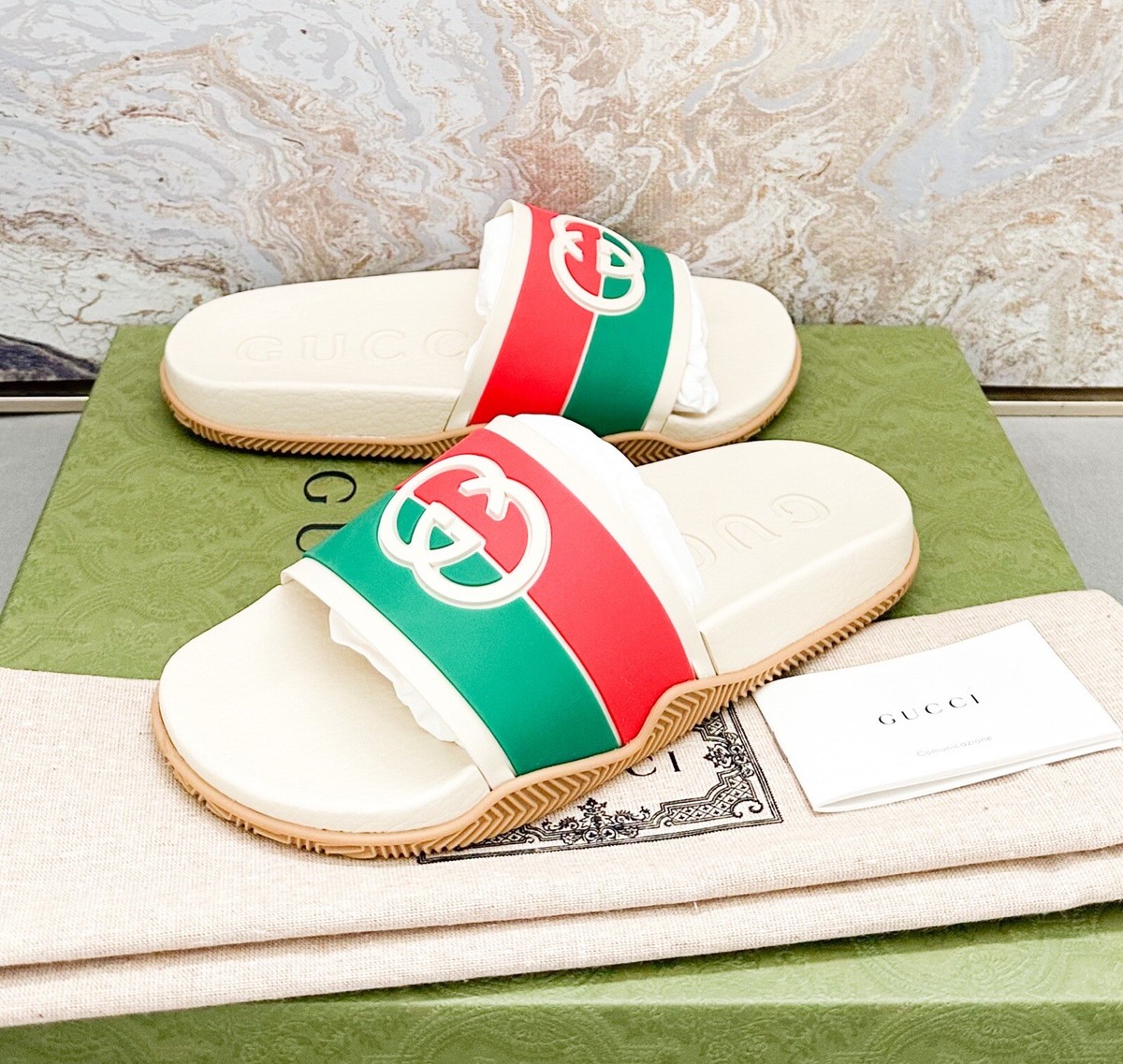 【GUCCI】WOMENS INTERLOCKING G WEB SANDAL◆820904C9D00 Women's Interlocking G Web sandal in white leather | GUCCI® SI