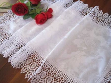 Gorgeous Floral Wide Chemical Lace White Rose Jacquard Table Runner