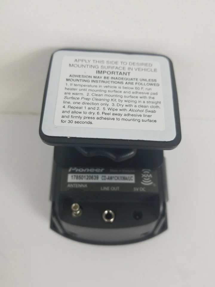 Original Pioneer AirWare xm2go Satellite Radio Receiver car dock Brand New - Image 2 of 3