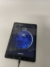 Apple iPad 6th Gen A1954 Gray CRACKED - WORKING