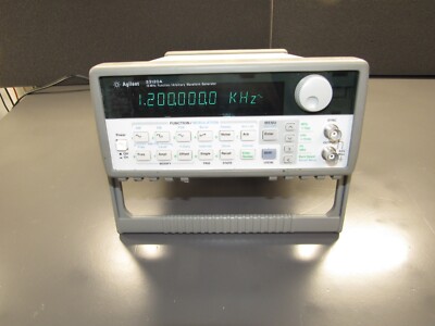 Agilent 33120A 15 MHz Function / Arbitrary Waveform Generator Option: 001