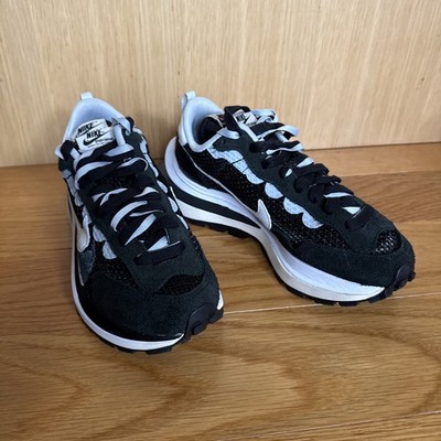 Sacai x Nike VaporWaffle Black White size 6 mens 7.5 women 