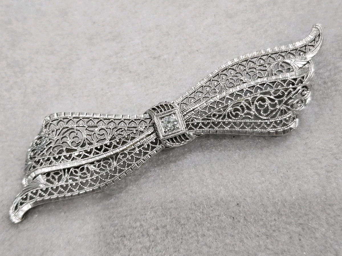 14 kt Gold  1930's ART DECO  Diamond European Filigree Bow Brooch Pin View 2
