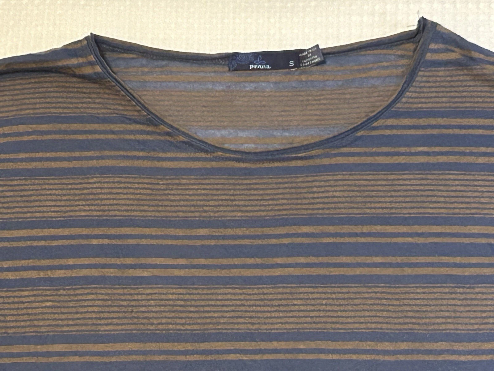 prana striped 3/4 long sleeves shirt