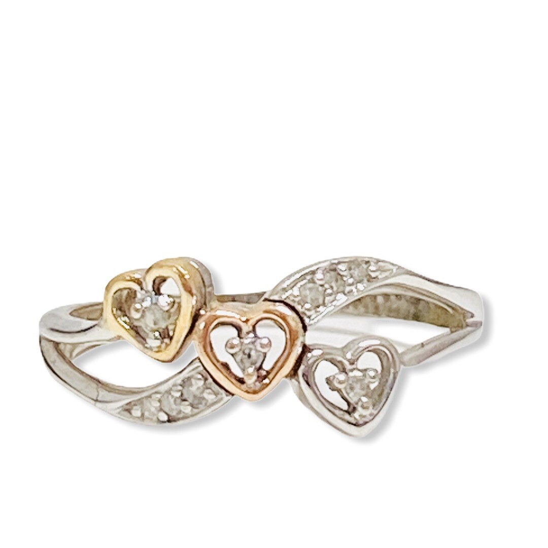 Kay Jewelers 10k Gold Diamond Heart Ring KAY JEWELERS❤️ DIAMOND