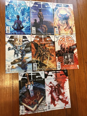 52 Week #28 #32 #37 #38 #41 #43 #44 & #47 DC Comics (8 Comic Lot)