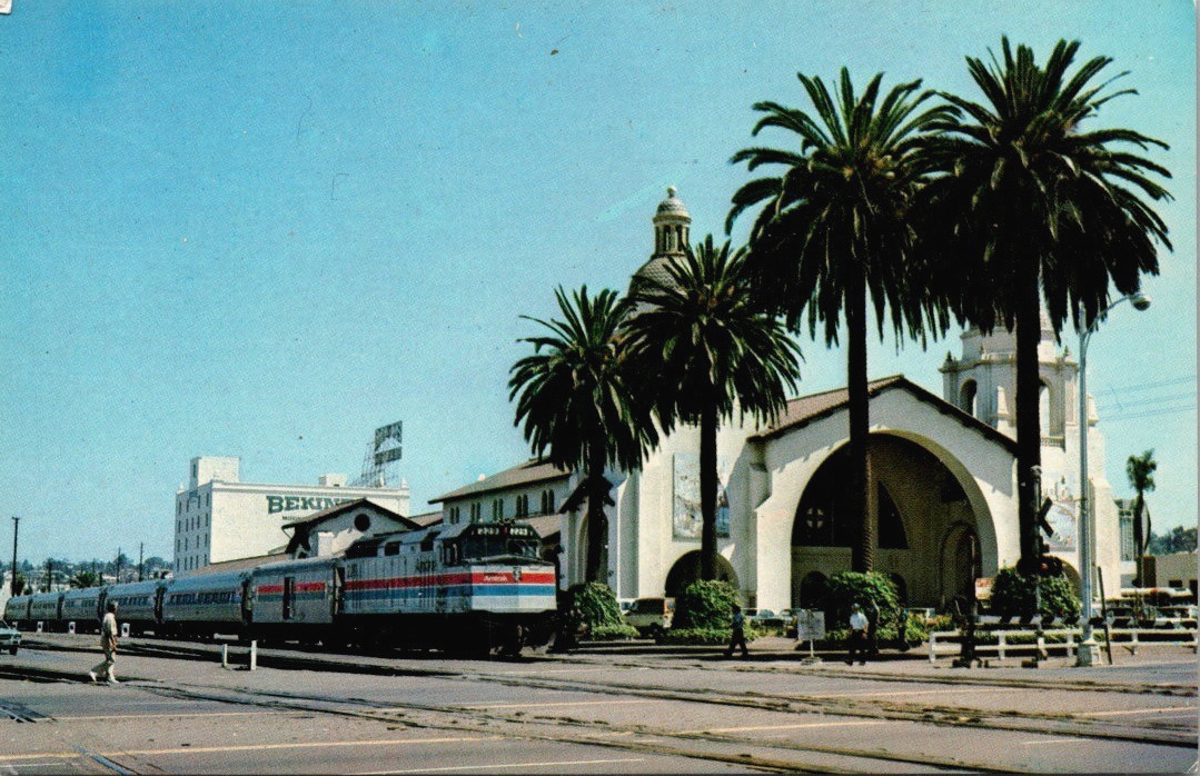 Amtrak San Diegan, San Diego CA Train Depot, General Motors Locomotive Postcard
