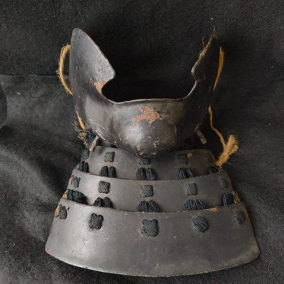 Antique Edo Period Samurai Iron Menpo Mask Half Iron Face Armor Red Lacquer 363g