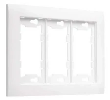 TayMac A3000 Allure 3 -Gang Wallplate - White