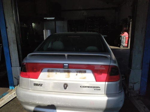 Cappuccio per SEAT CORDOBA BERLINA (6K2) Dream 1999 198917 - Afbeelding 6 van 6