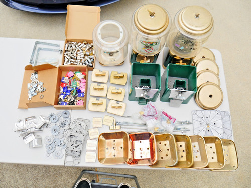 Vending parts lot - SSF EAGLE over 50 keys locks - 2 complete looking machines