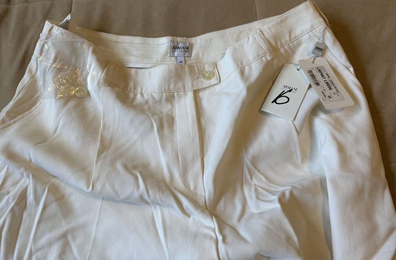 Armani Collezioni White Straight Leg Flat Front Solid Dress Pants Women