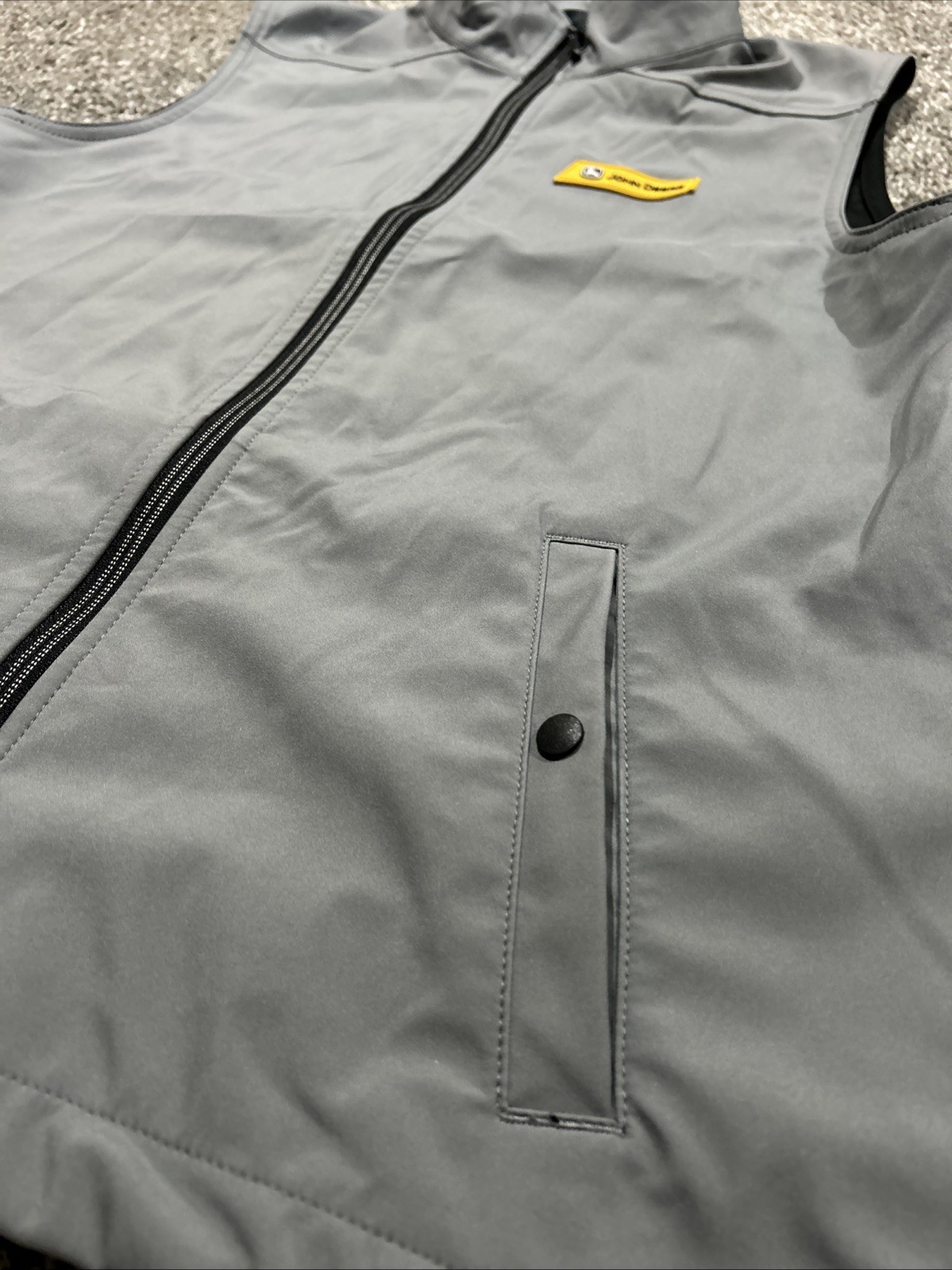 John Deere Womens Medium Gray Softshell Logo Full… - image 2