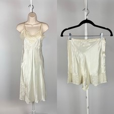 1940s Vintage Bias Cut Slip Tap Shorts Set