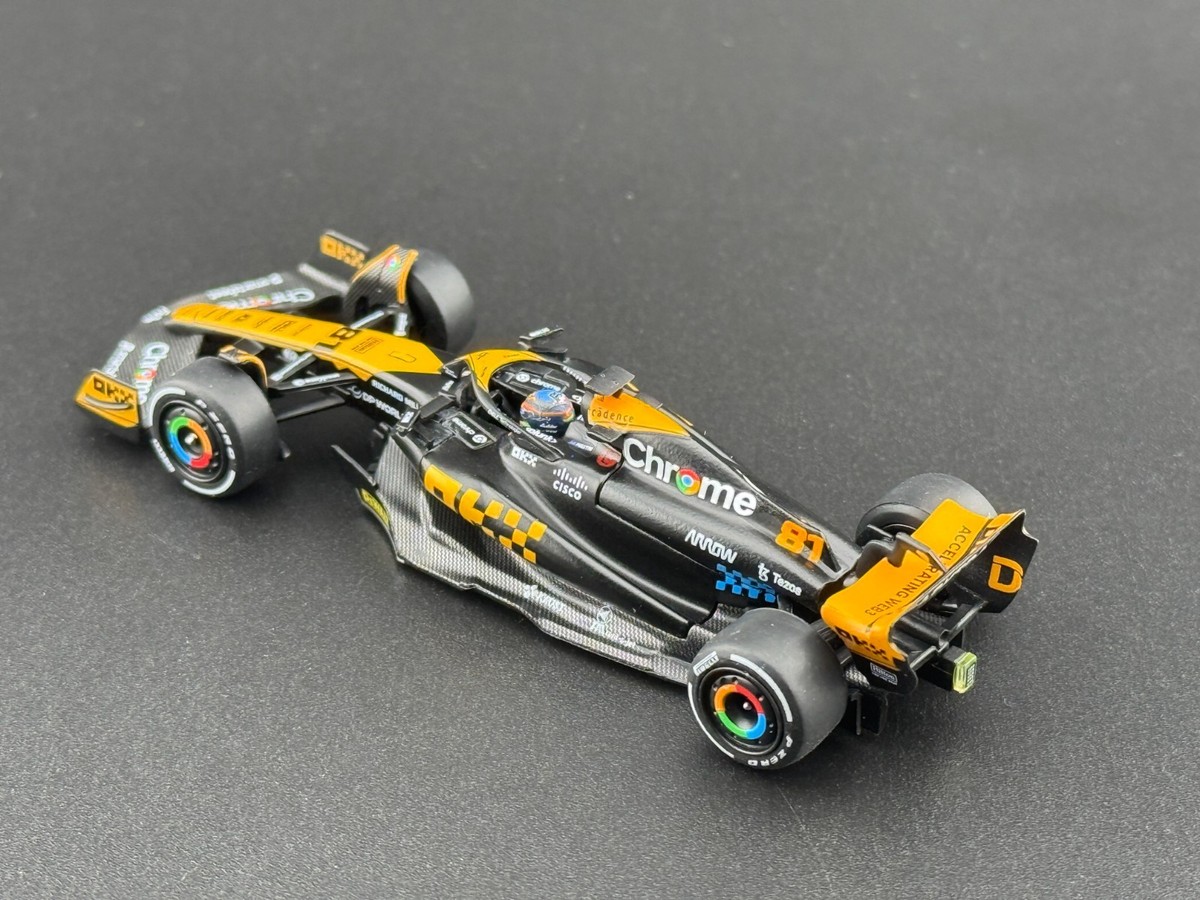 Mini GT McLaren MCL60 #81 Oscar Piastri 2023 F1 Japan GP 3rd