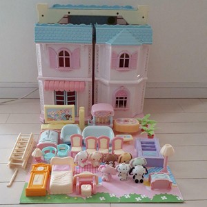 kawaii dollhouse
