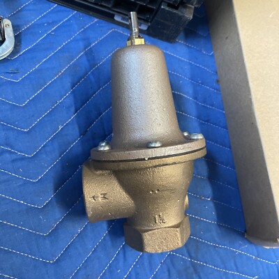 WATTS 1 1/4 Safety Relief Valve Bronze FNPT, FNPT, 1 1/4'' C Details