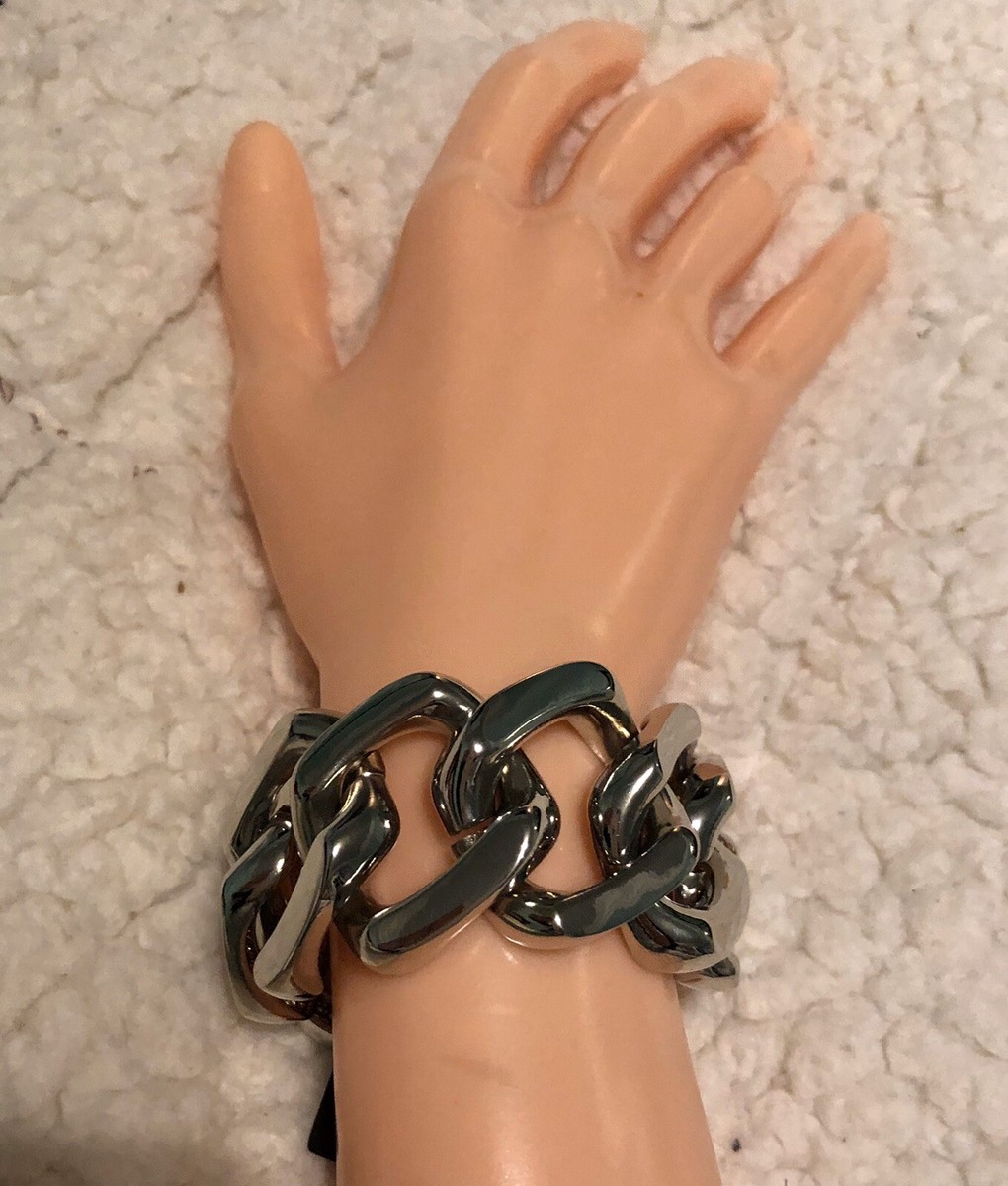 BCBG MAXAZRIA SILVER CHAIN INTERLOCK STATEMENT BRACELET | eBay