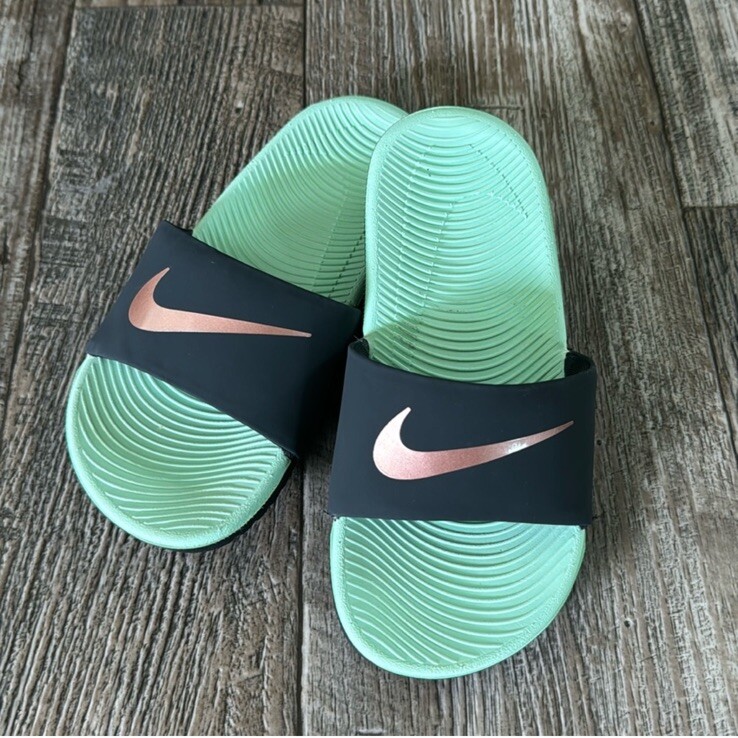 mint green nike sandals