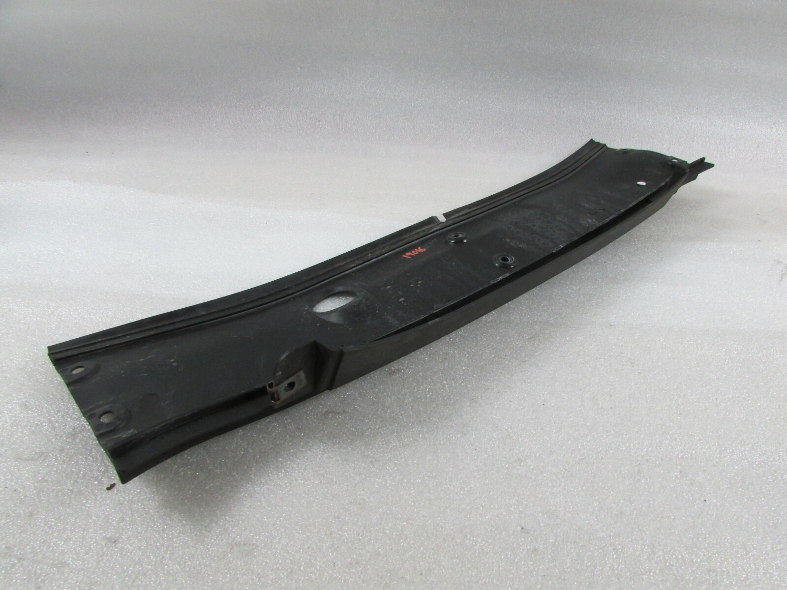 Ferrari 599 GTB, Center Cowl Vent Panel, Used, P/N 68562900