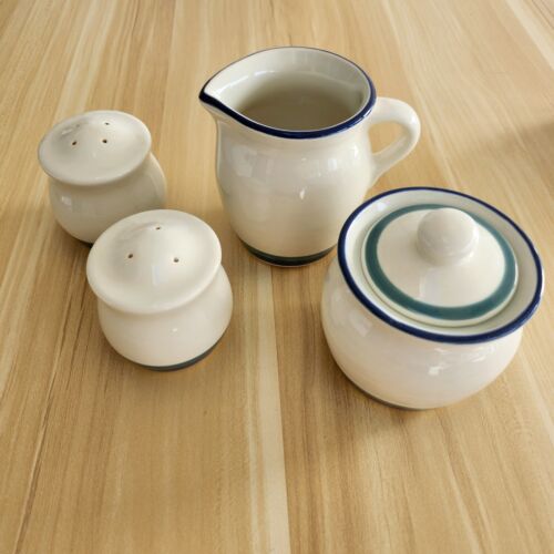 Pfaltzgraff ocean breeze creamer and sugar container set - Picture 1 of 2