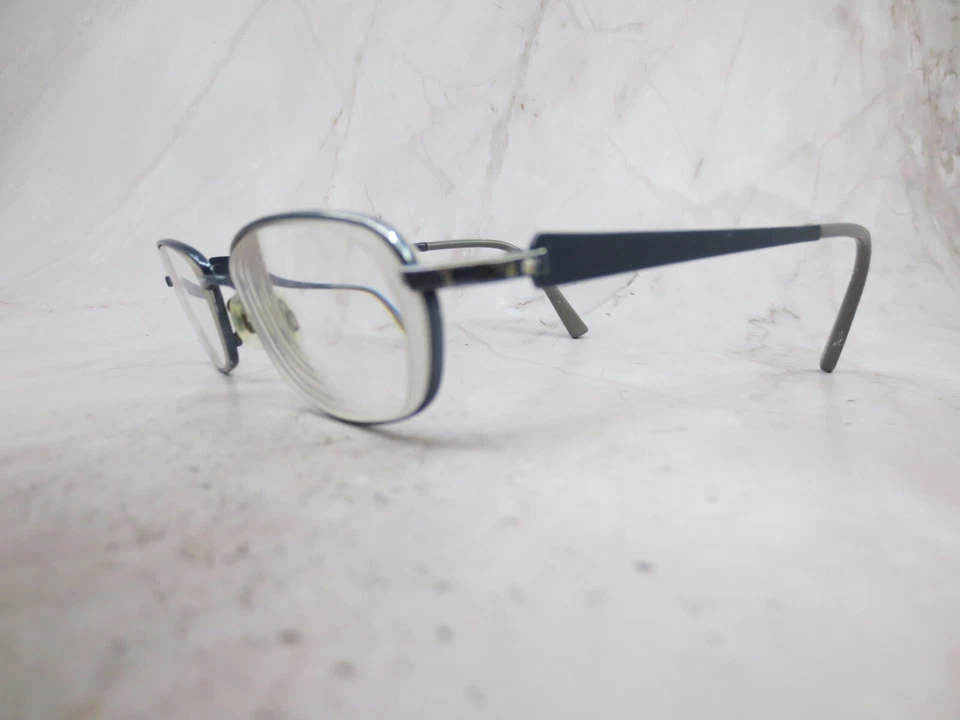 Flexon Hayworth 32 Eyeglasses Frame Women's Blue Full Rim Rectangle 50-17-135 - Image 2 of 4