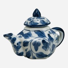 ANDREA BY SADEK VINTAGE MINIATURE TEAPOT PORCELAIN WHITE BLUE