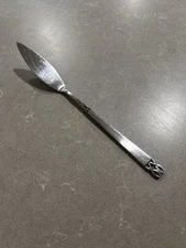 Vintage Orleans Silver Stainless Victoria JAPAN Butter Knife Spreader