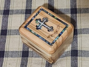 Jerusalem Olive Wood Mother of Pearl Abalone Cross Rosary Box