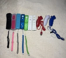 Nintendo Wii Remote and Nunchuk Controller Bundle