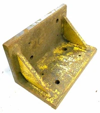 UNKNOWN BRAND PRECISION STANDARD ANGLE PLATE, 5 3/4" X 5 3/4" X 10"