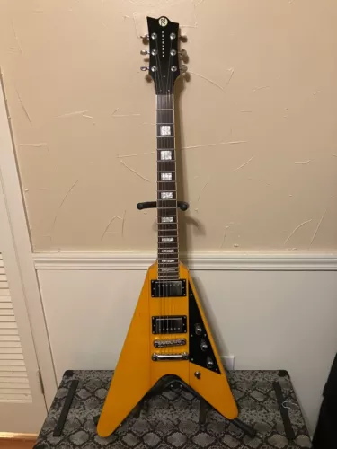 2008 Reverend Volcano Korina V Gumby Headstock