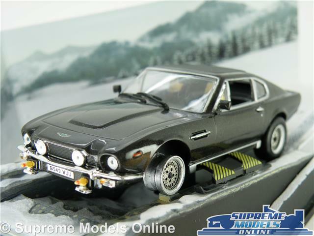 ASTON MARTIN V8 VANTAGE MODEL CAR JAMES BOND LIVING DAYLIGHTS FILM