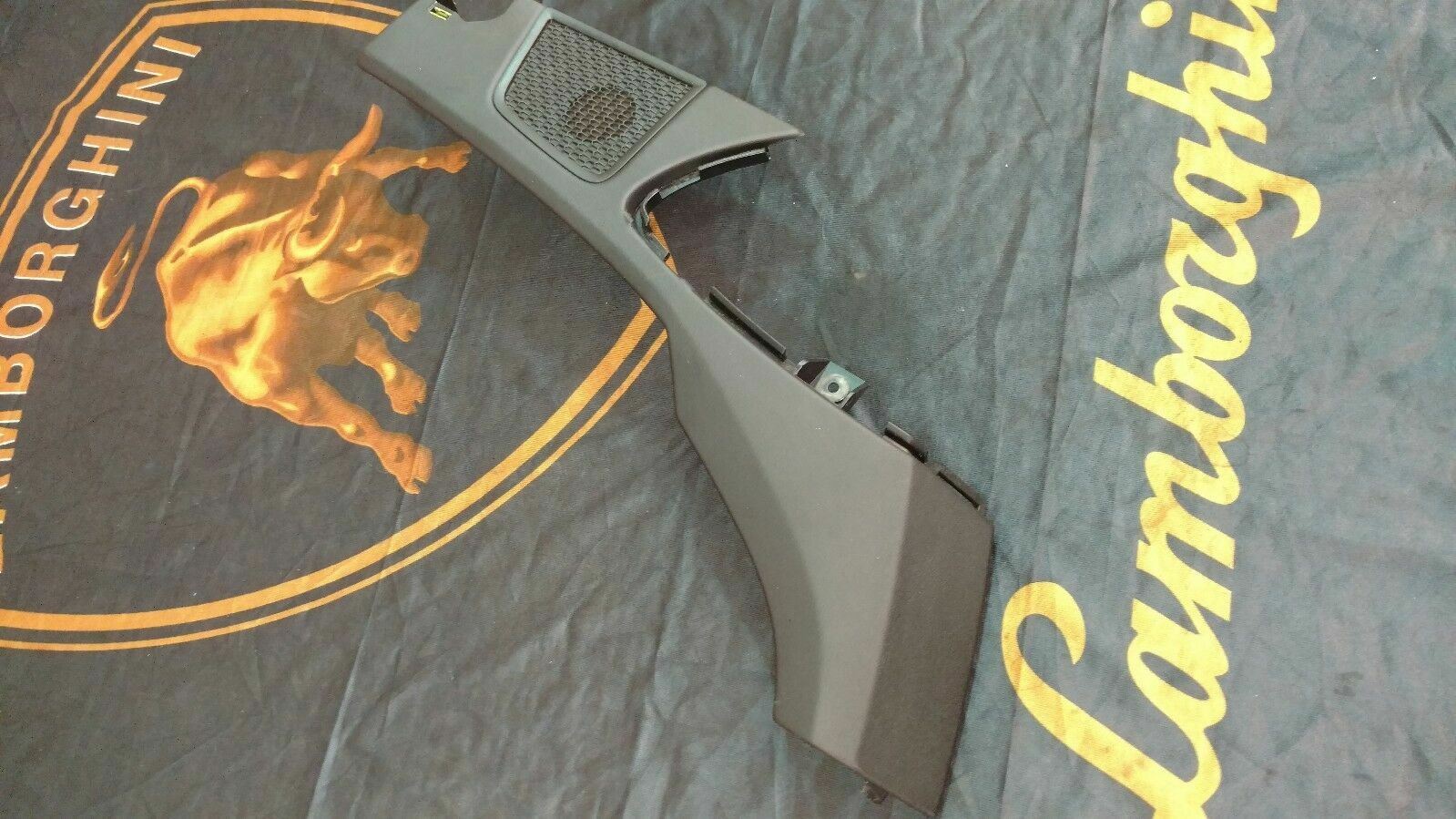 LAMBORGHINI HURACAN FRONT LEFT DRIVER SIDE INTERIOR A PILLAR TRIM OEM 4T0867271