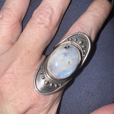 Acid Queen Sterling Silver Size 8 Ring With Moonstone Acid Queen Sterling Silver Size 8 Ring With Moonstone