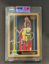 Shawn Kemp Signed AUTO 1990 SkyBox Card Seattle Super Sonics SWAU Certified