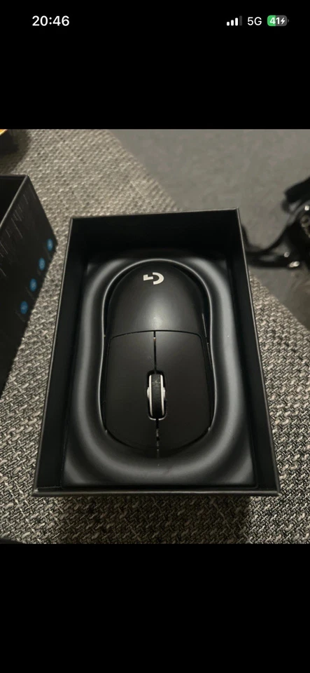 Logitech G Pro x Superlight Kabellose Schwarz Gaming Maus - Bild 2 von 4