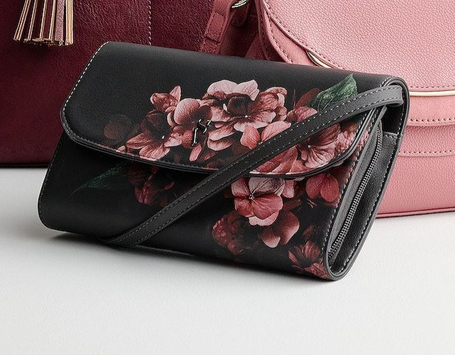 Simply Vera Vera Wang Red Floral Signature Mini Crossbody - NWT | eBay