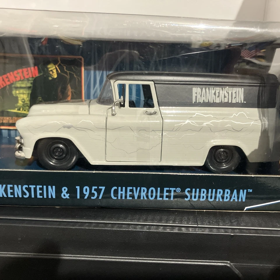 Jada Metals Die Cast FRANKENSTEIN & 1957 Chevy SUBURBAN 1:24 UNIIVERSAL MONSTERS - Image 2 of 4