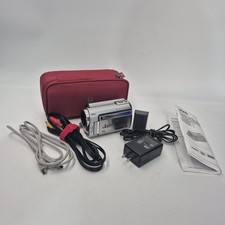 JVC Everio GZ MG330HU Hybrid 30GB 35X Optical Zoom Camcorder Battery Charger