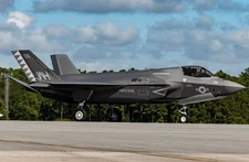 Lockheed Martin F-35B Lightning II VMFA-542 2023 Mahogany Model Large Scale 1/32