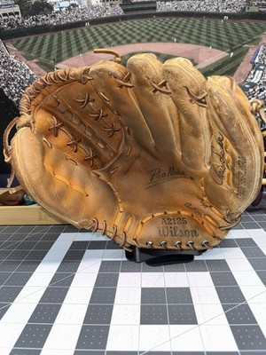 1970s Wilson A2125 Chris Speier Pro Model Fielder s Glove RHT ARC