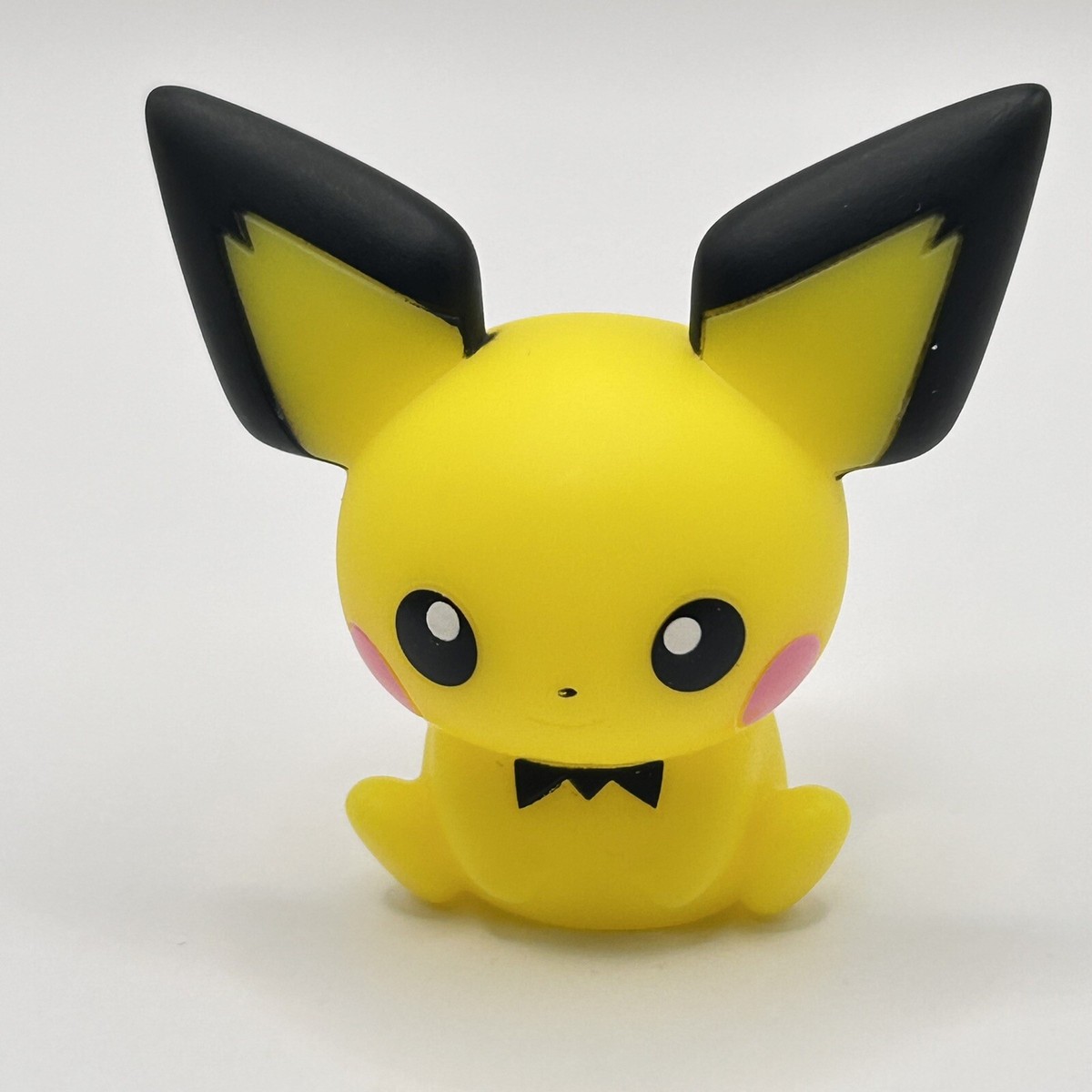 Pichu Pokemon Mascot Mini Figure Toy Nintendo Finger puppet