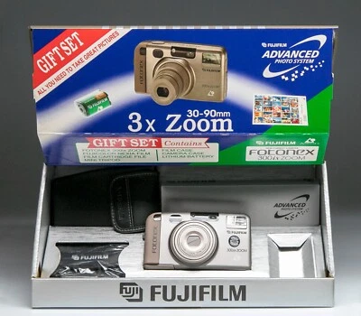 Fujifilm FOTONEX 300ix Zoom Gift Set - Bild 1 von 3