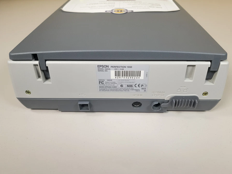 Epson Perfection 1650 Flatbed Scanner Cleaned Tested USB Cable READ NOTE AS IS - Image 4 of 4