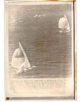 Australian SAILING YACHT 'Dame Pattie' in Competition Vintage 1967 Press Photo