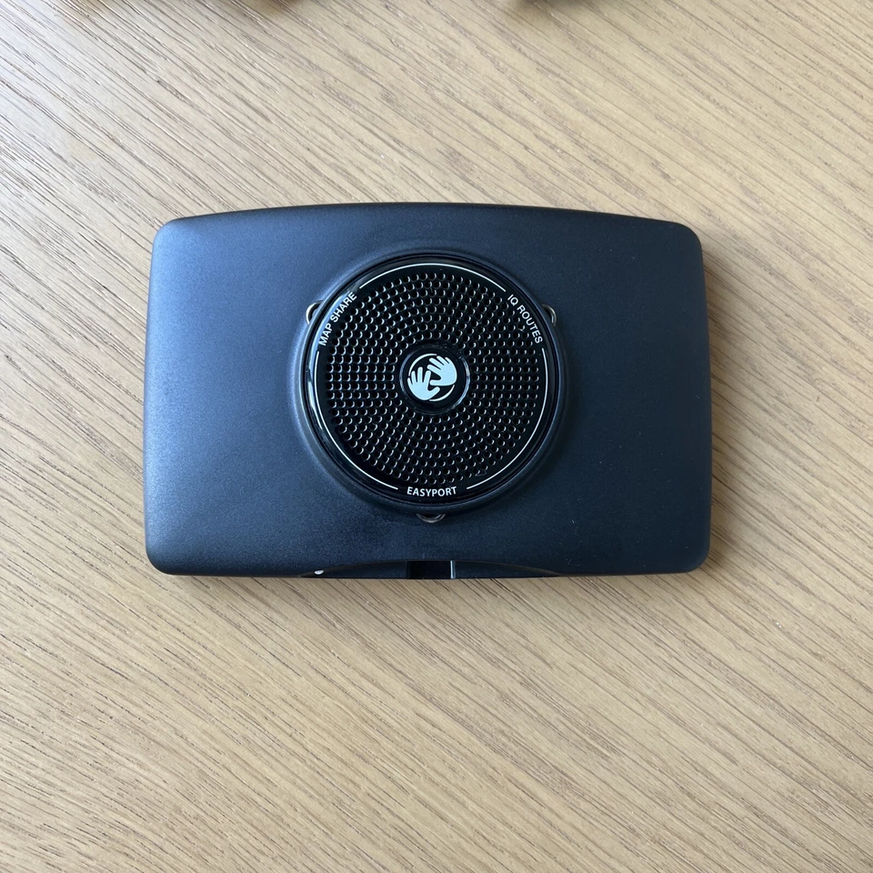 TomTom XL 4.3in Touch Screen GPS Navigation System N14644 Tested & Working - Image 3 of 4