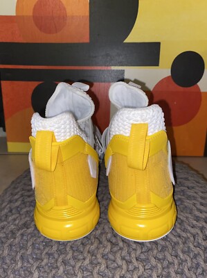 Size 17.5 - Nike LeBron Soldier 12 TB White Varsity Maize  display picture 3